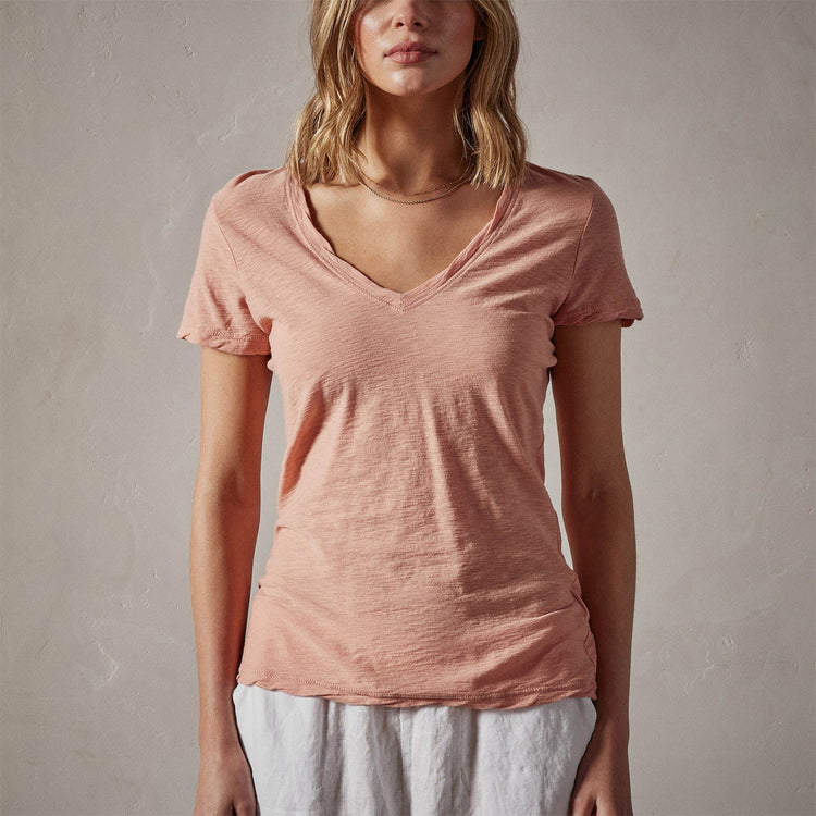 Sheer Slub Casual V Neck in Spritz | James Perse Los Angeles 