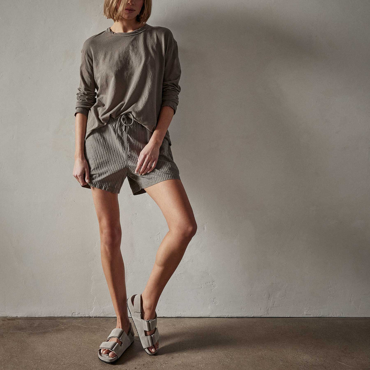 Crepe Jersey Oversized Long Sleeve Crew in River Rock | James Perse Los Angeles