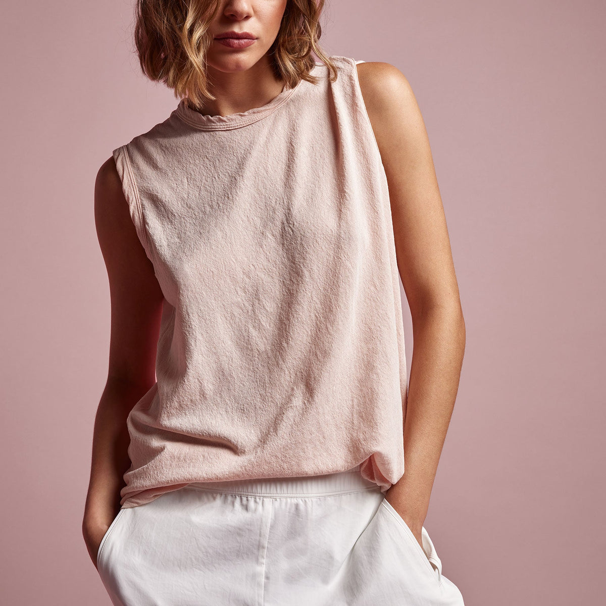 Crepe Jersey Muscle Crew in Nougat | James Perse Los Angeles