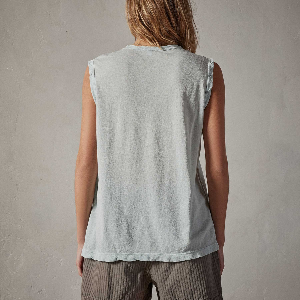 Crepe Jersey Muscle Crew in Ocean Spray Pigment | James Perse Los Angeles 