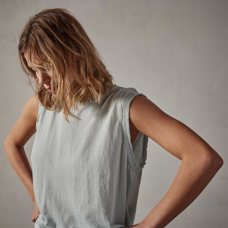 Crepe Jersey Muscle Crew in Ocean Spray Pigment | James Perse Los Angeles 