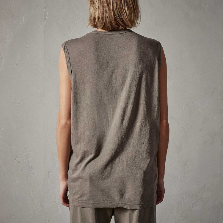 Crepe Jersey Muscle Crew in River Rock | James Perse Los Angeles