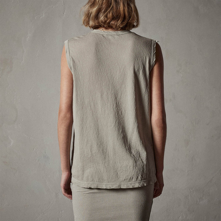 Crepe Jersey Muscle Crew in Silt | James Perse Los Angeles