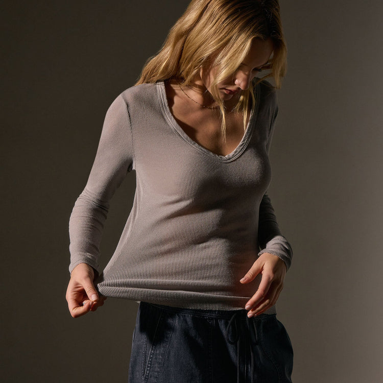 Deep V Tee in Dapple | James Perse Los Angeles