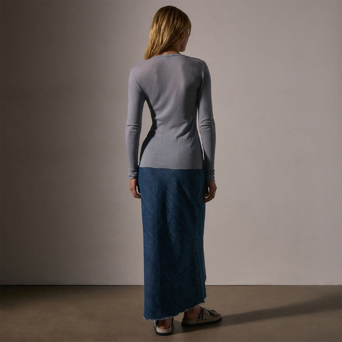 Cotton Cashmere Blend Ribbed Henley in Grey Sky | James Perse Los Angeles