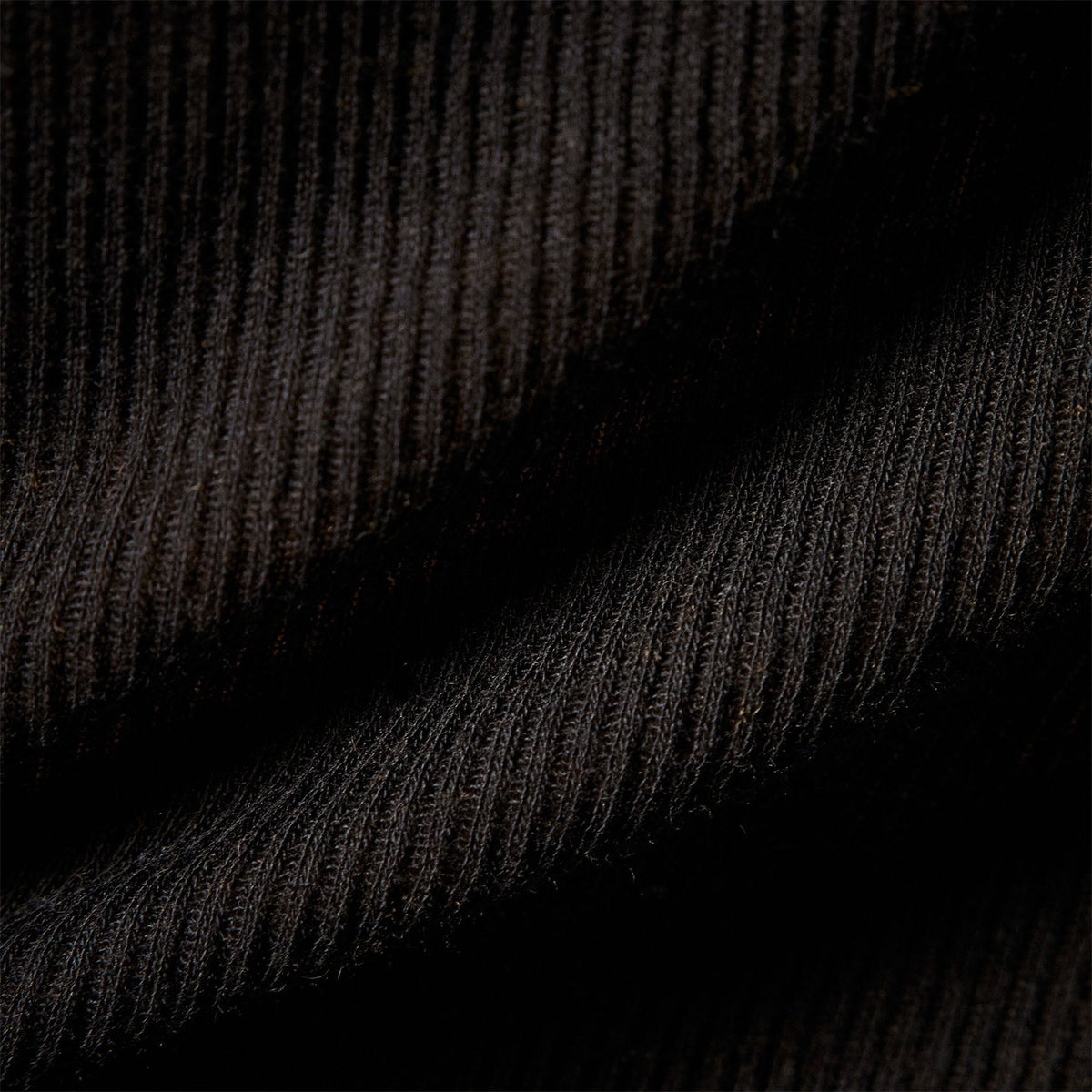 Cotton Cashmere Blend Ribbed Turtleneck in Black | James Perse Los Angeles