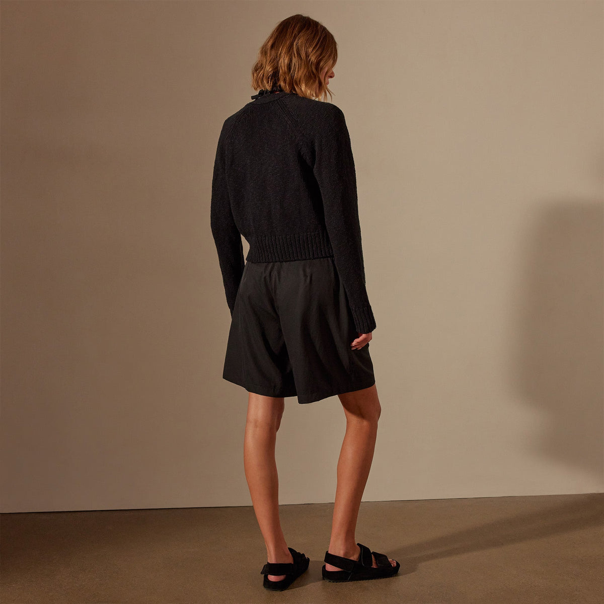 Cotton Linen Cropped Cardigan in Black | James Perse Los Angeles