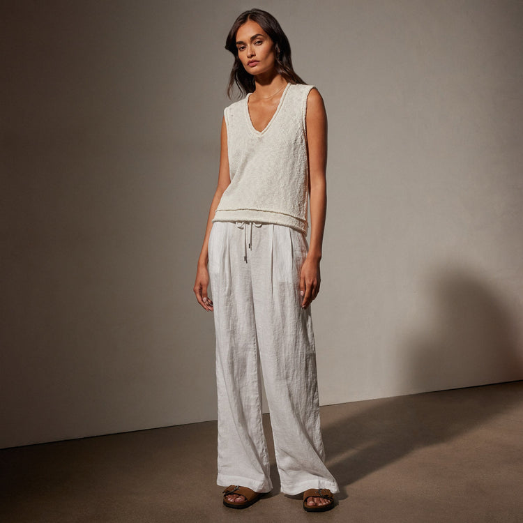 Cotton Linen V Neck Vest in White | James Perse Los Angeles