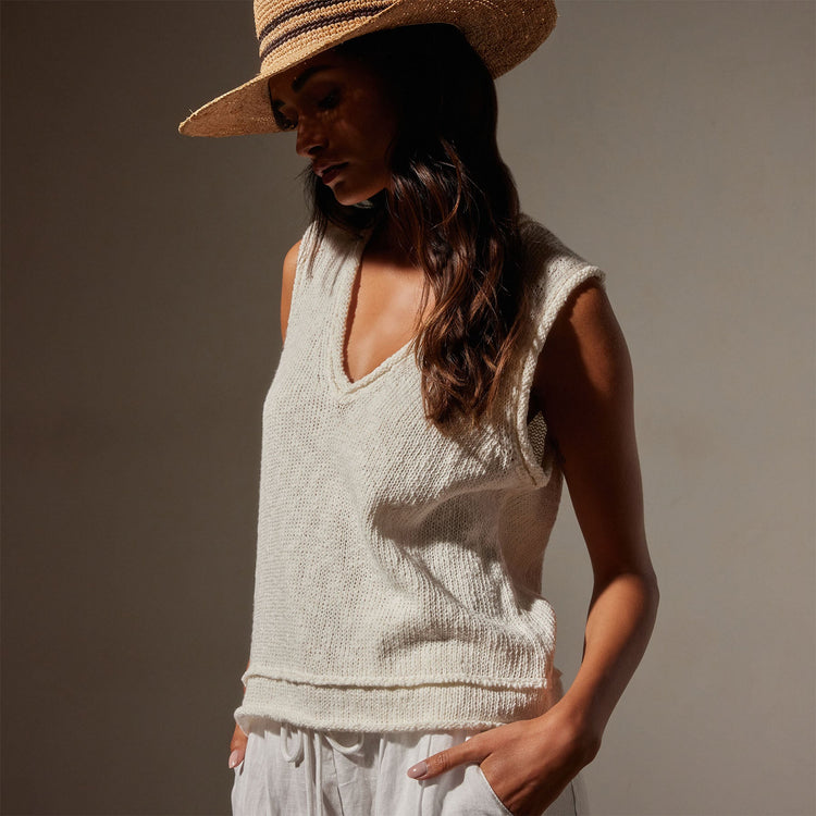 Cotton Linen V Neck Vest in White | James Perse Los Angeles