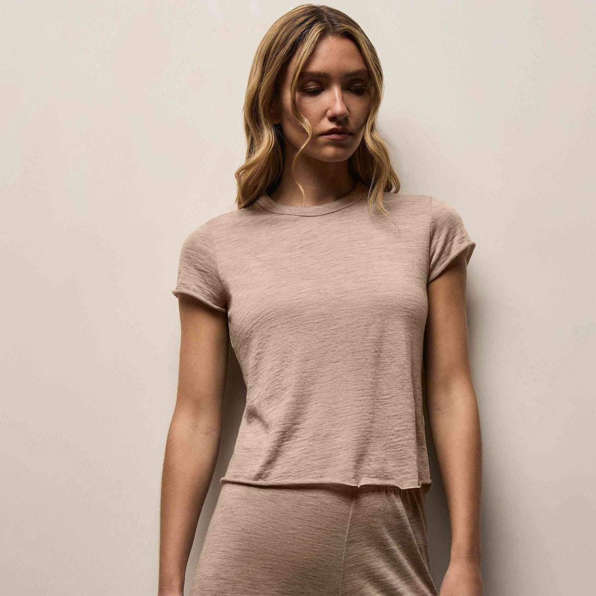 Wool Jersey Lounge Tee in Soft Beige | James Perse Los Angeles