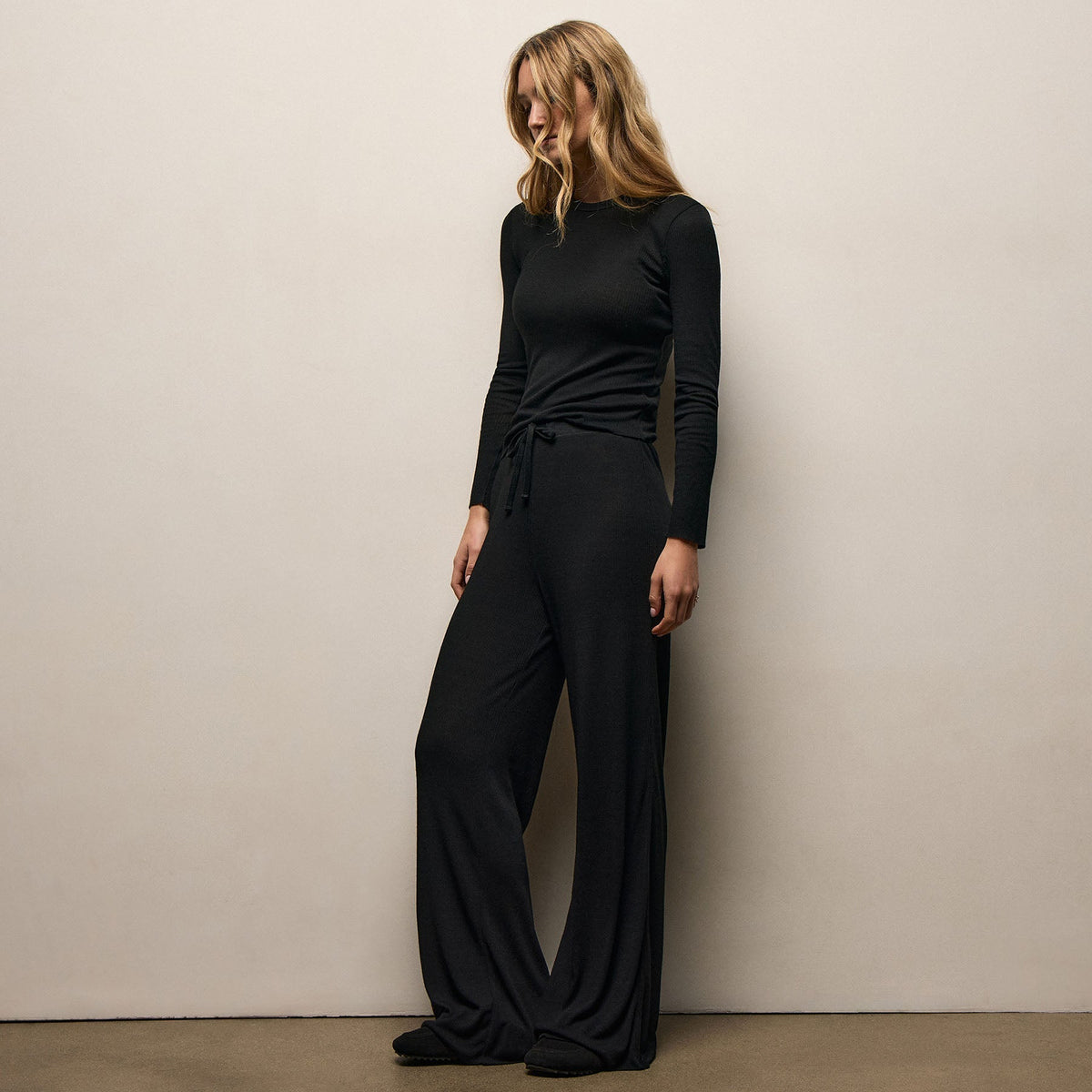 Wool Rib Wide Leg Lounge Pant in Black | James Perse Los Angeles