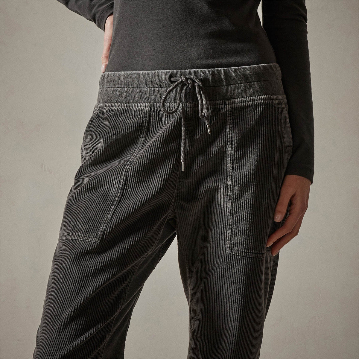 Corduroy Utility Pant in Magma Pigment | James Perse Los Angeles