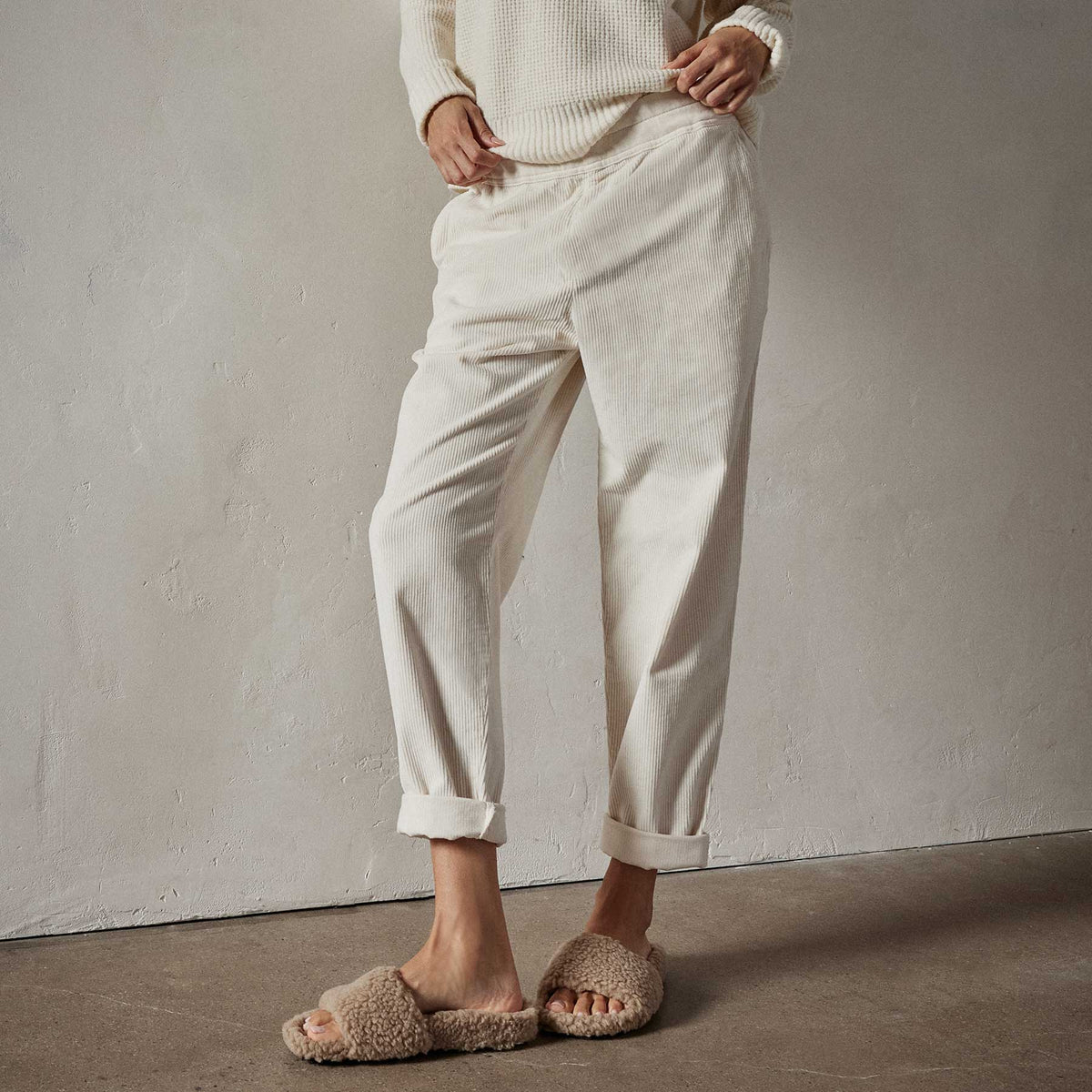 Relaxed Fit Corduroy Pant in Alabaster Pigment | James Perse Los Angeles