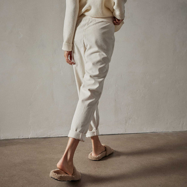 Relaxed Fit Corduroy Pant in Alabaster Pigment | James Perse Los Angeles