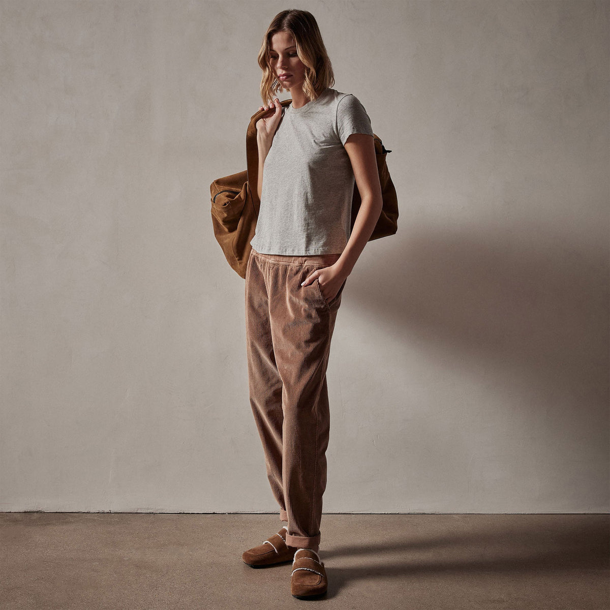 Relaxed Fit Corduroy Pant in Chestnut Pigment | James Perse Los Angeles
