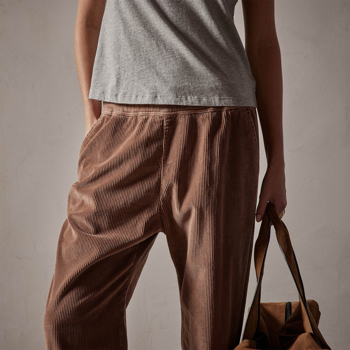 Relaxed Fit Corduroy Pant in Chestnut Pigment | James Perse Los Angeles