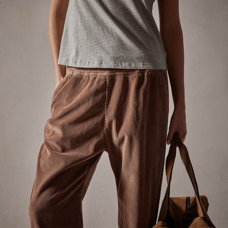 Relaxed Fit Corduroy Pant in Chestnut Pigment | James Perse Los Angeles