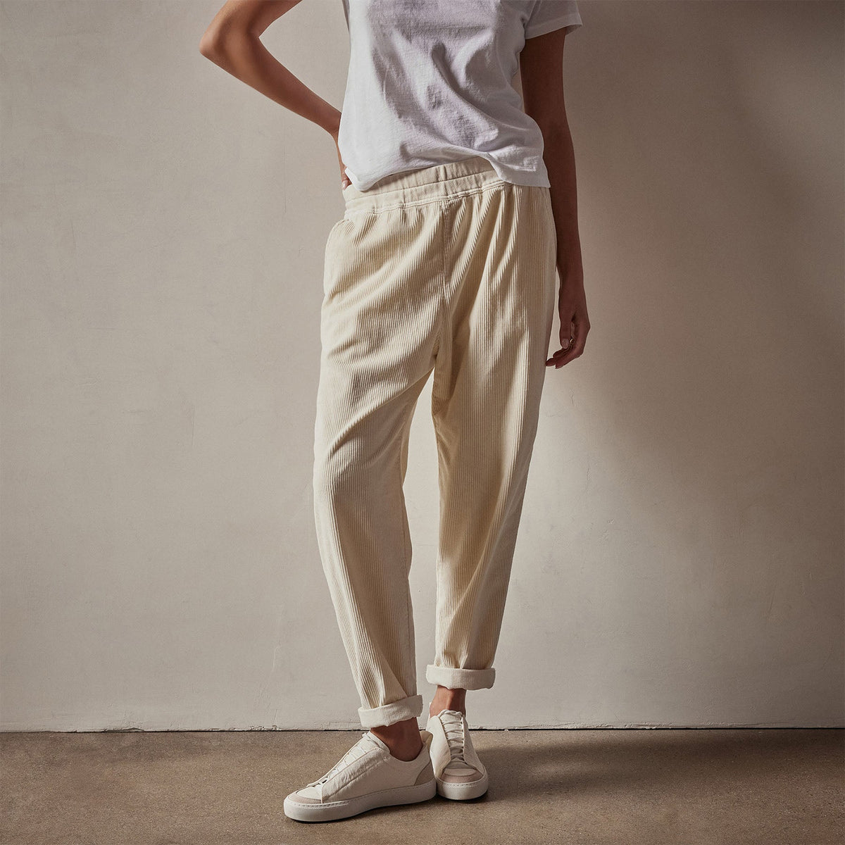 Relaxed Fit Corduroy Pant in Canvas Pigment | James Perse Los Angeles