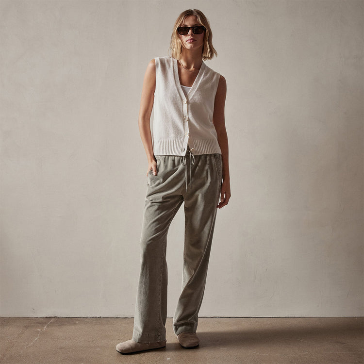 Wide Leg Corduroy Pant in Concrete Pigment | James Perse Los Angeles