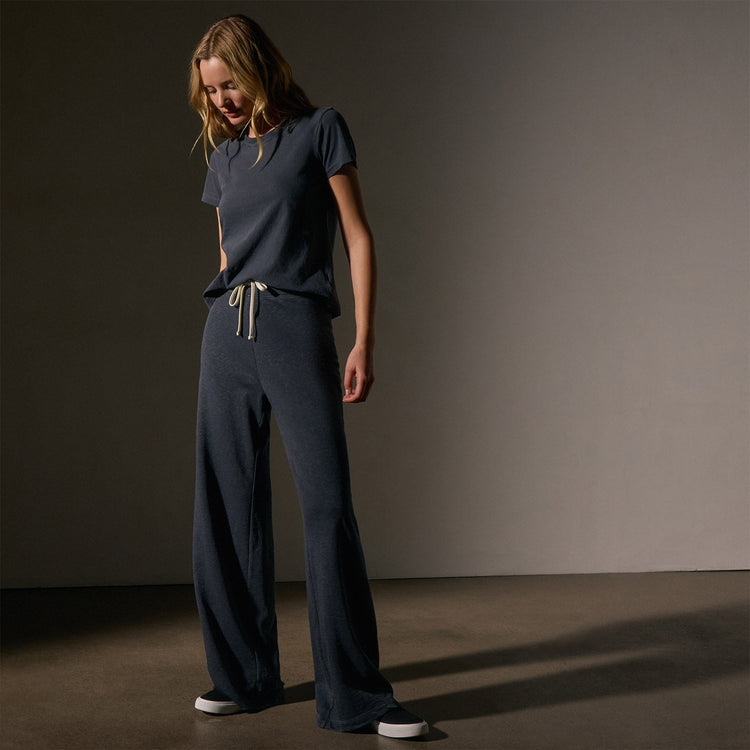 Wide Leg Sweatpant  in Blue Noir Pigment | James Perse Los Angeles