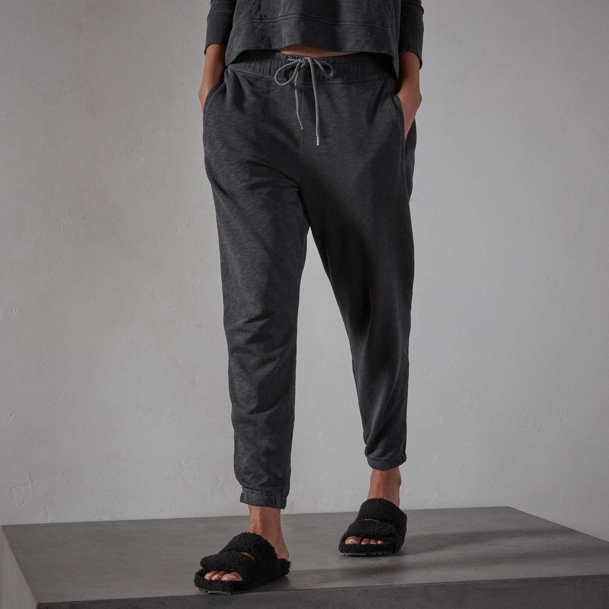 Vintage French Terry Relaxed Sweatpant - Magma Pigment | James Perse Los Angeles
