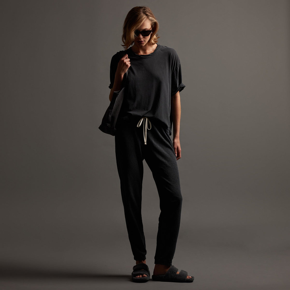 High Gauge Oversized Tee in Magma Pigment | James Perse Los Angeles