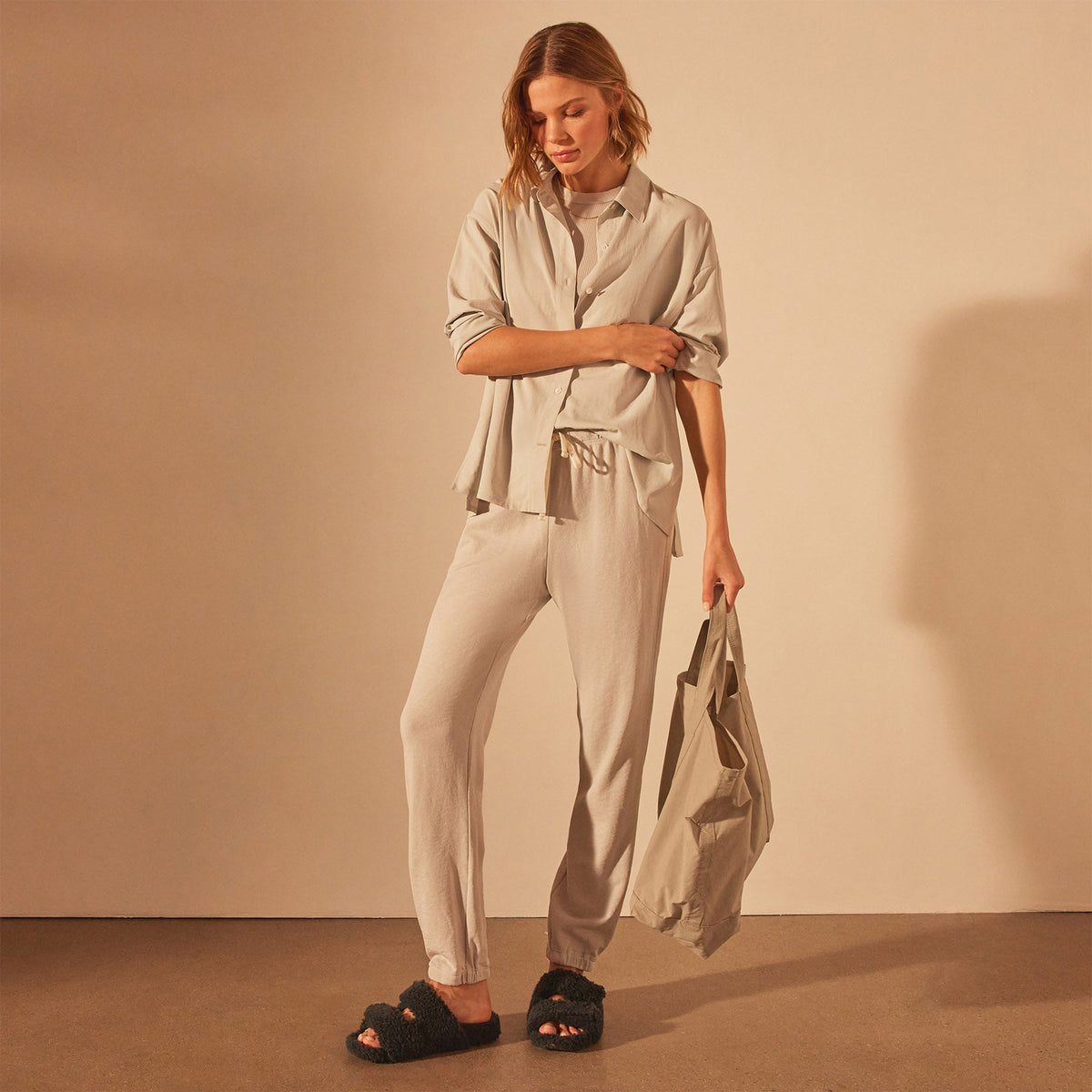 French Terry Sweat Pant in Salt Pigment | James Perse Los Angeles