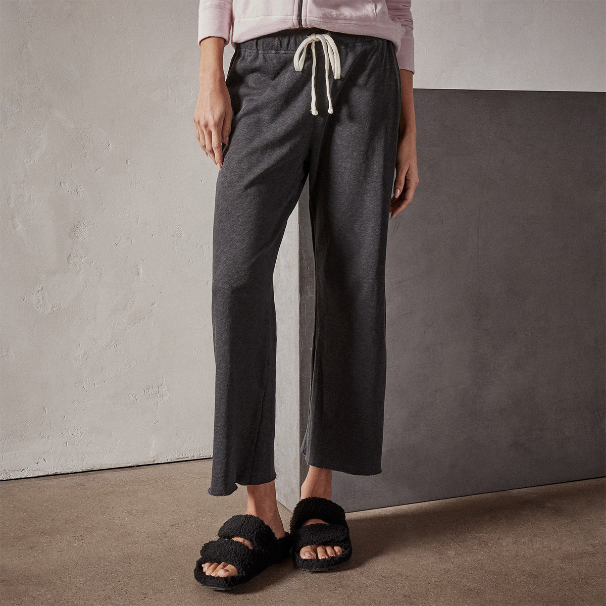 Vintage French Terry Cutoff Sweatpant in Carbon Pigment | James Perse Los Angeles