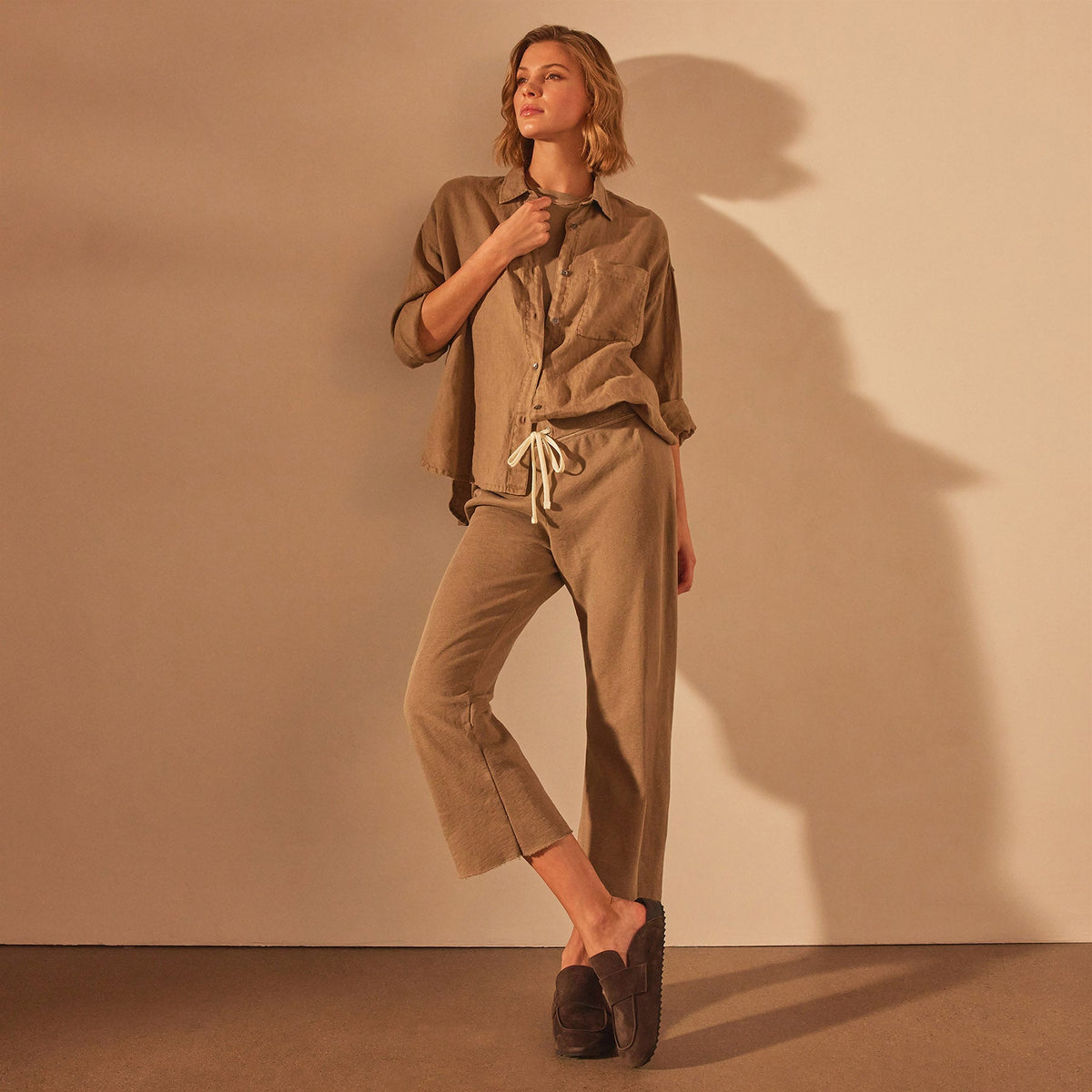 Vintage French Terry Cutoff Sweatpant in Cashew Pigment | James Perse Los Angeles