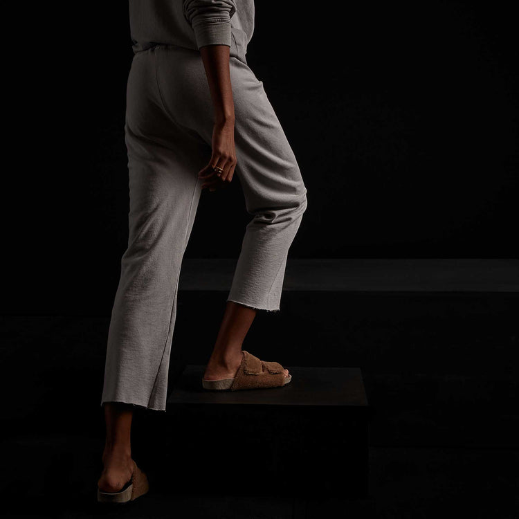 Vintage French Terry Cropped Sweatpant  In Fog Pigment | James Perse Los Angeles