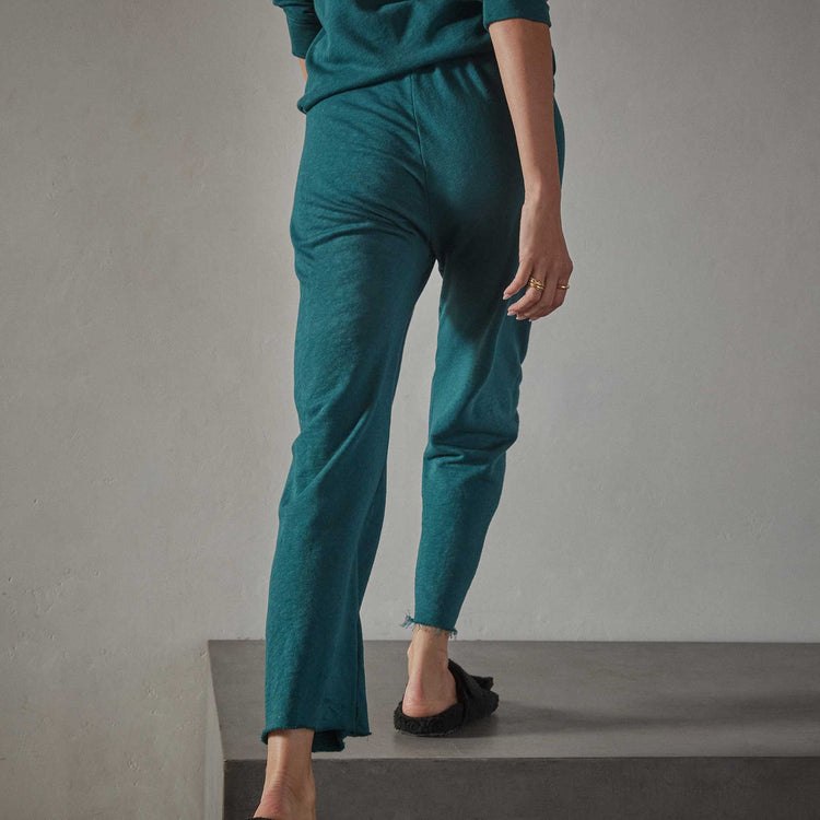 Vintage French Terry Cropped Sweatpant in Jewel | James Perse Los Angeles