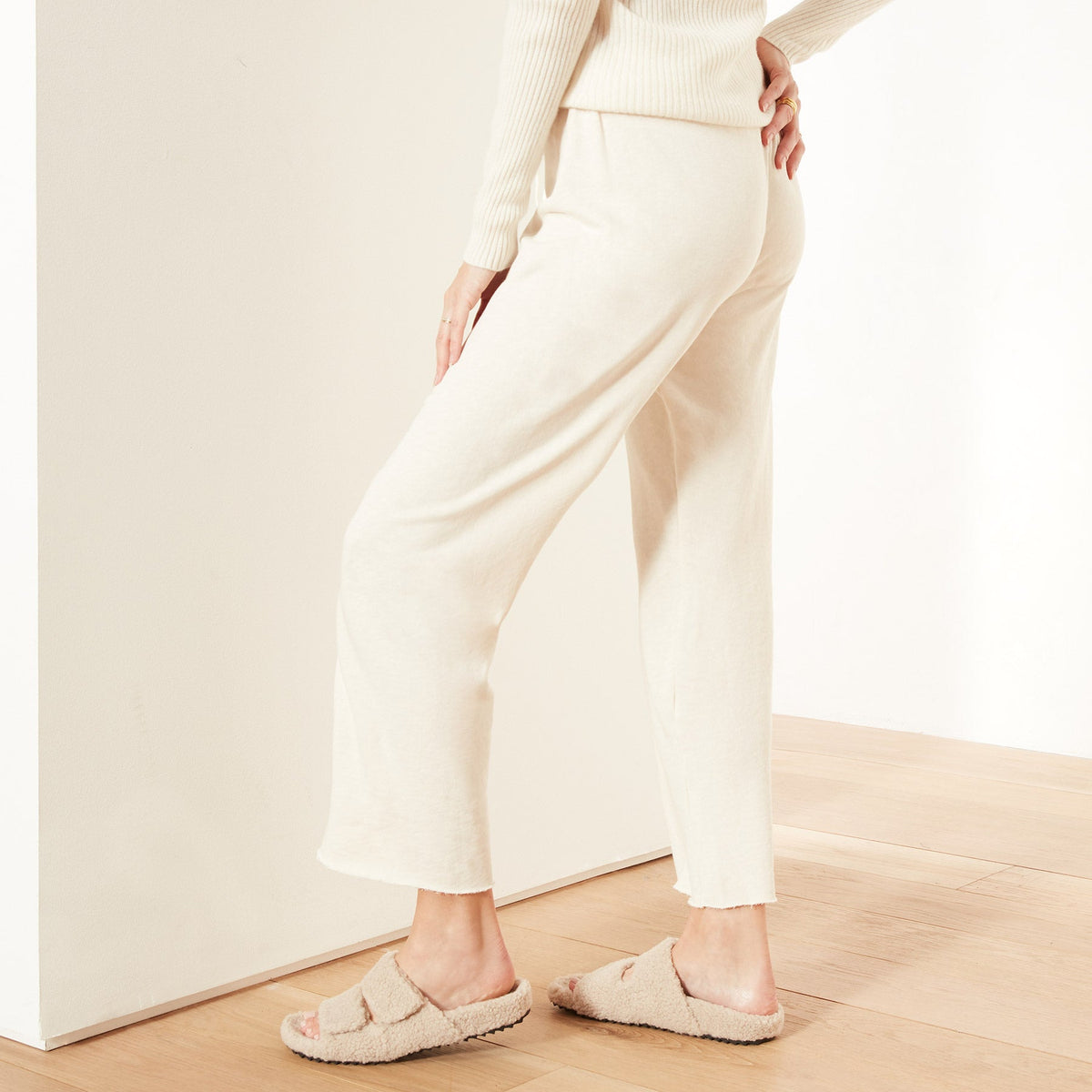 Vintage French Terry Cutoff Sweatpant - Marshmallow | James Perse Los Angeles
