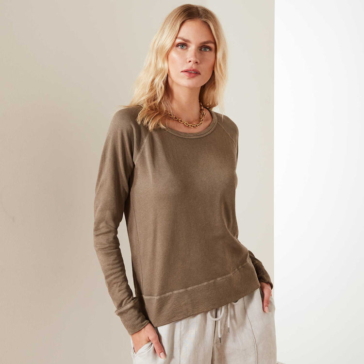 Vintage French Terry Sweatshirt in Fawn Pigment | James Perse Los Angeles