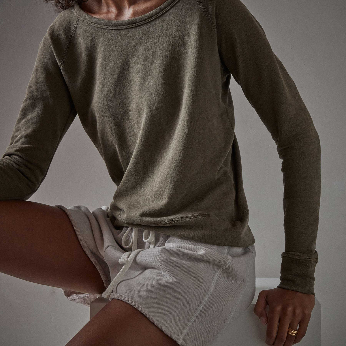 Vintage French Terry Sweatshirt in Old Whiskey Pigment | James Perse Los Angeles