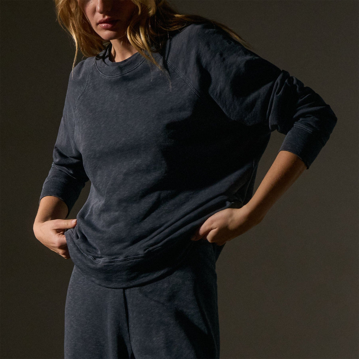 Vintage French Terry Relaxed Sweatshirt  in Blue Noir Pigment | James Perse Los Angeles