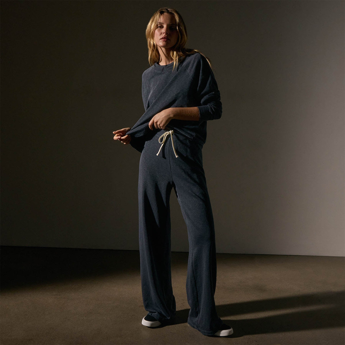 Vintage French Terry Relaxed Sweatshirt  in Blue Noir Pigment | James Perse Los Angeles