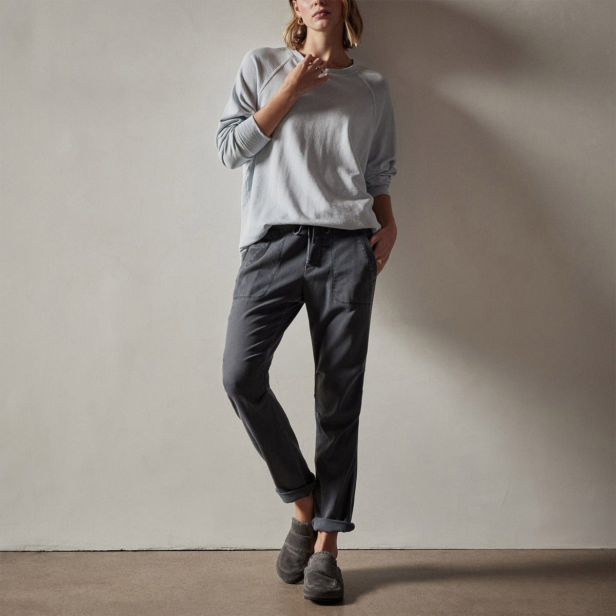 Vintage French Terry Relaxed Sweatshirt in Baby Blue Pigment | James Perse Los Angeles
