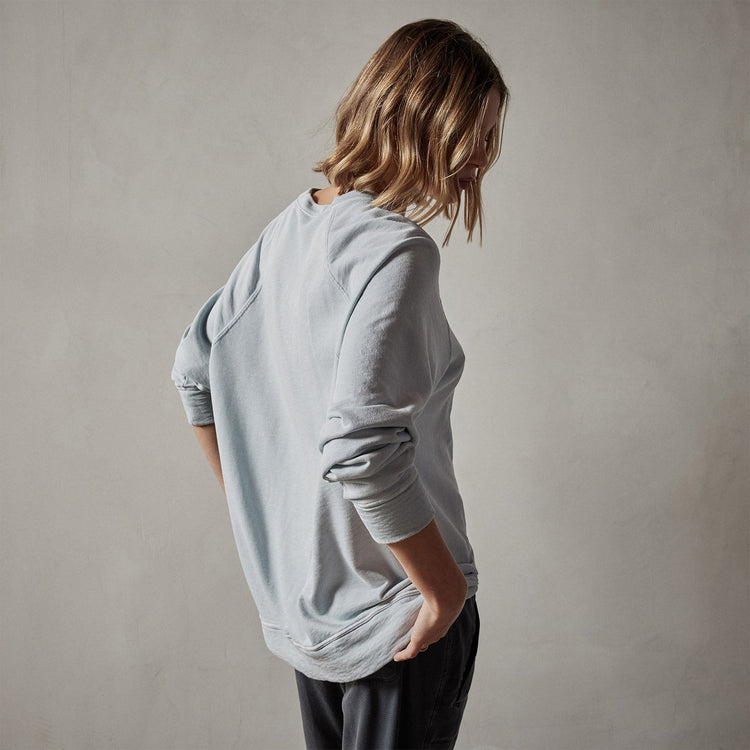 Vintage French Terry Relaxed Sweatshirt in Baby Blue Pigment | James Perse Los Angeles
