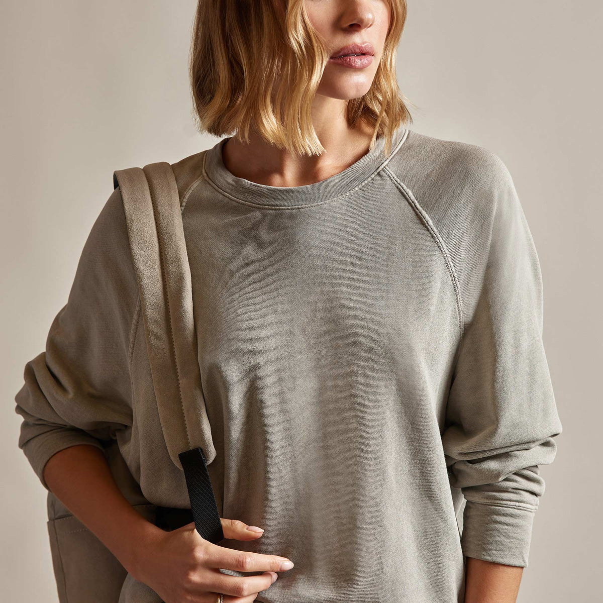Vintage French Terry Relaxed Sweatshirt in Dapple Pigment | James Perse Los Angeles