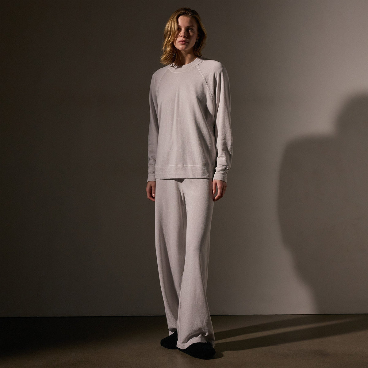 Vintage French Terry Relaxed Sweatshirt in Light Mist Pigment | James Perse Los Angeles