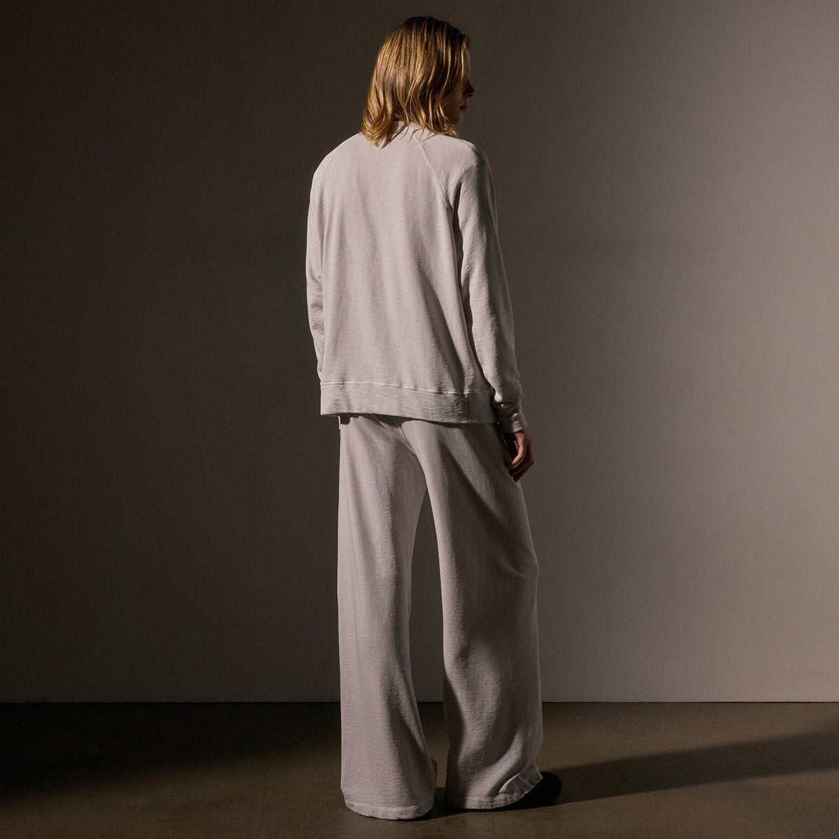 Vintage French Terry Relaxed Sweatshirt in Light Mist Pigment | James Perse Los Angeles