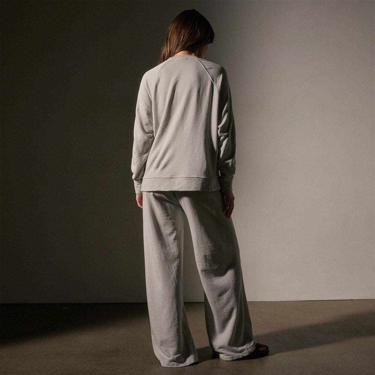 Vintage French Terry Relaxed Sweatshirt in Salt Pigment | James Perse Los Angeles