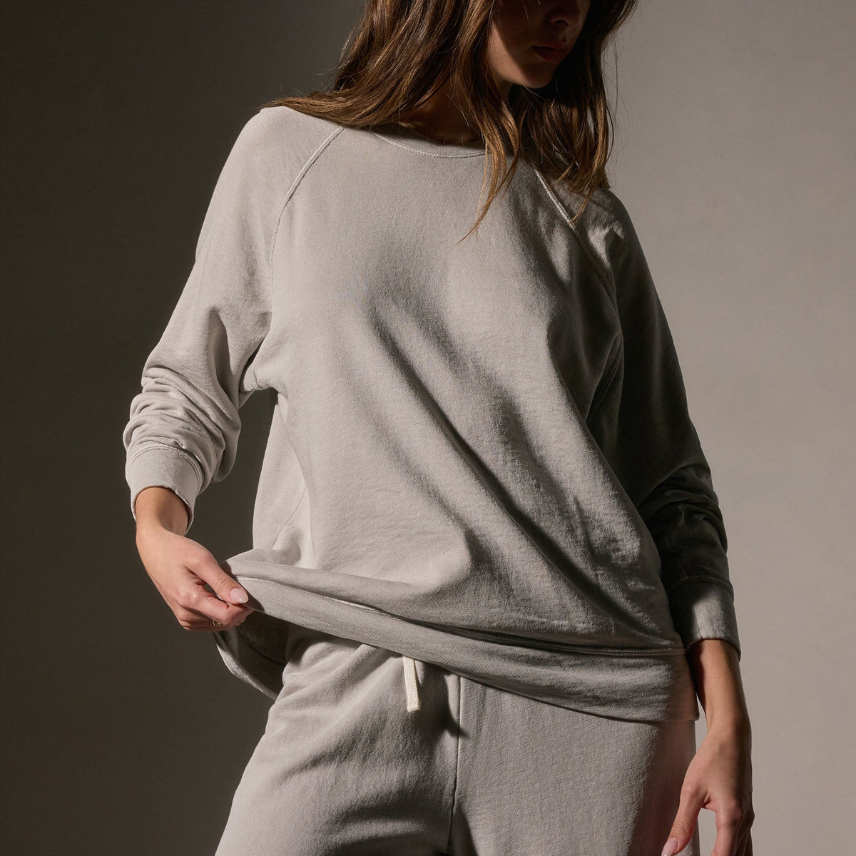 Vintage French Terry Relaxed Sweatshirt in Salt Pigment | James Perse Los Angeles