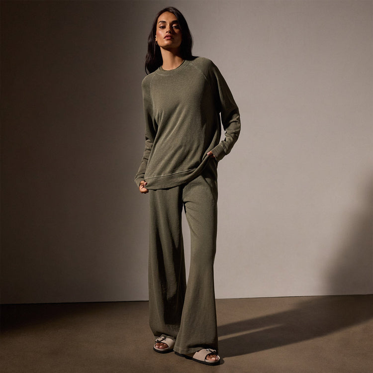 Vintage French Terry Relaxed Sweatshirt in Trooper Pigment | James Perse Los Angeles