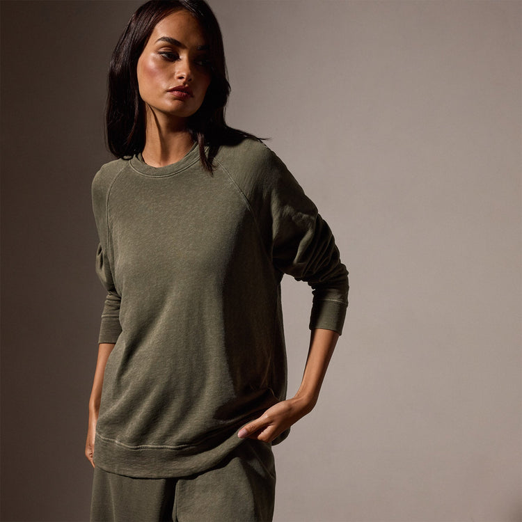 Vintage French Terry Relaxed Sweatshirt in Trooper Pigment | James Perse Los Angeles
