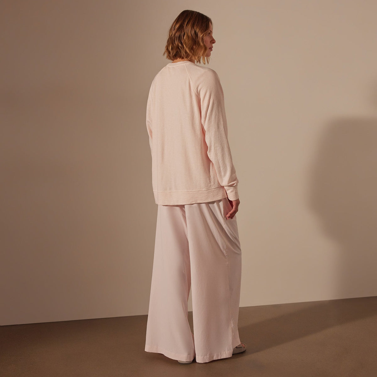 Vintage French Terry Relaxed Sweatshirt in Zephyr Pigment | James Perse Los Angeles