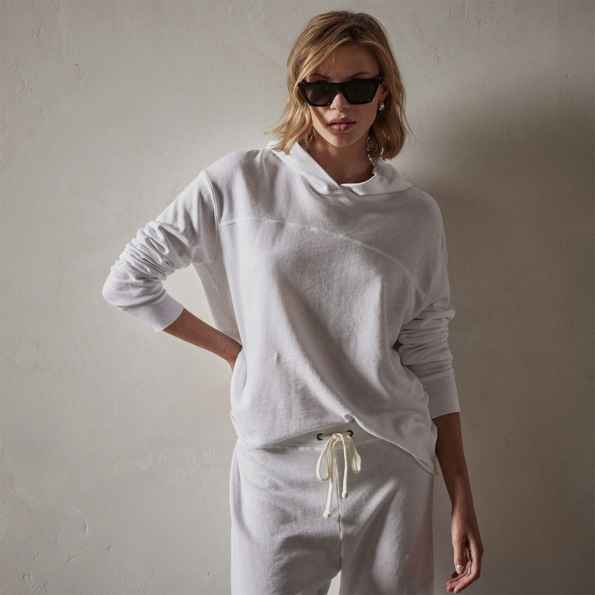 Hooded Sweat Top in White | James Perse Los Angeles