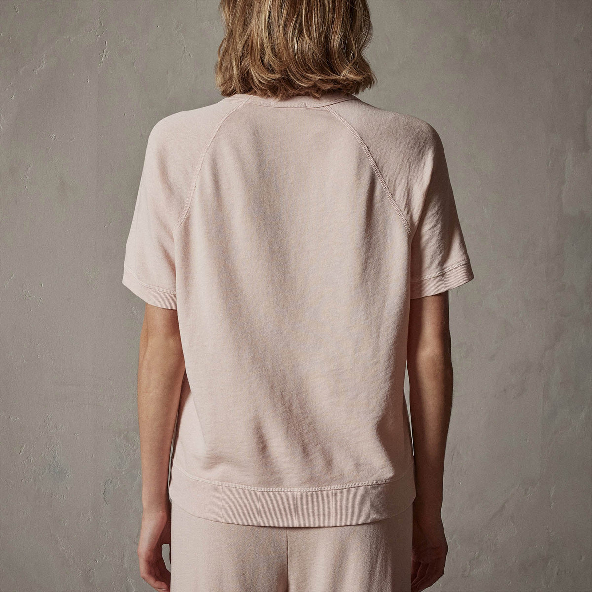 Short Sleeve Sweat Top in Nougat Pigment | James Perse Los Angeles