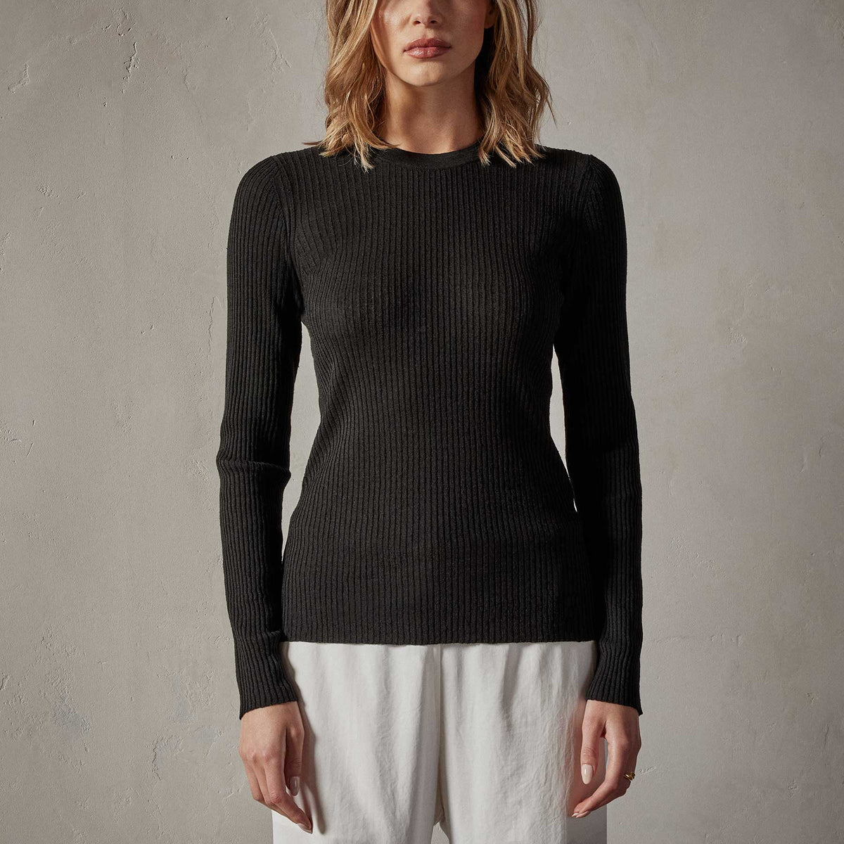Carmel Sweater in Black | James Perse Los Angeles 