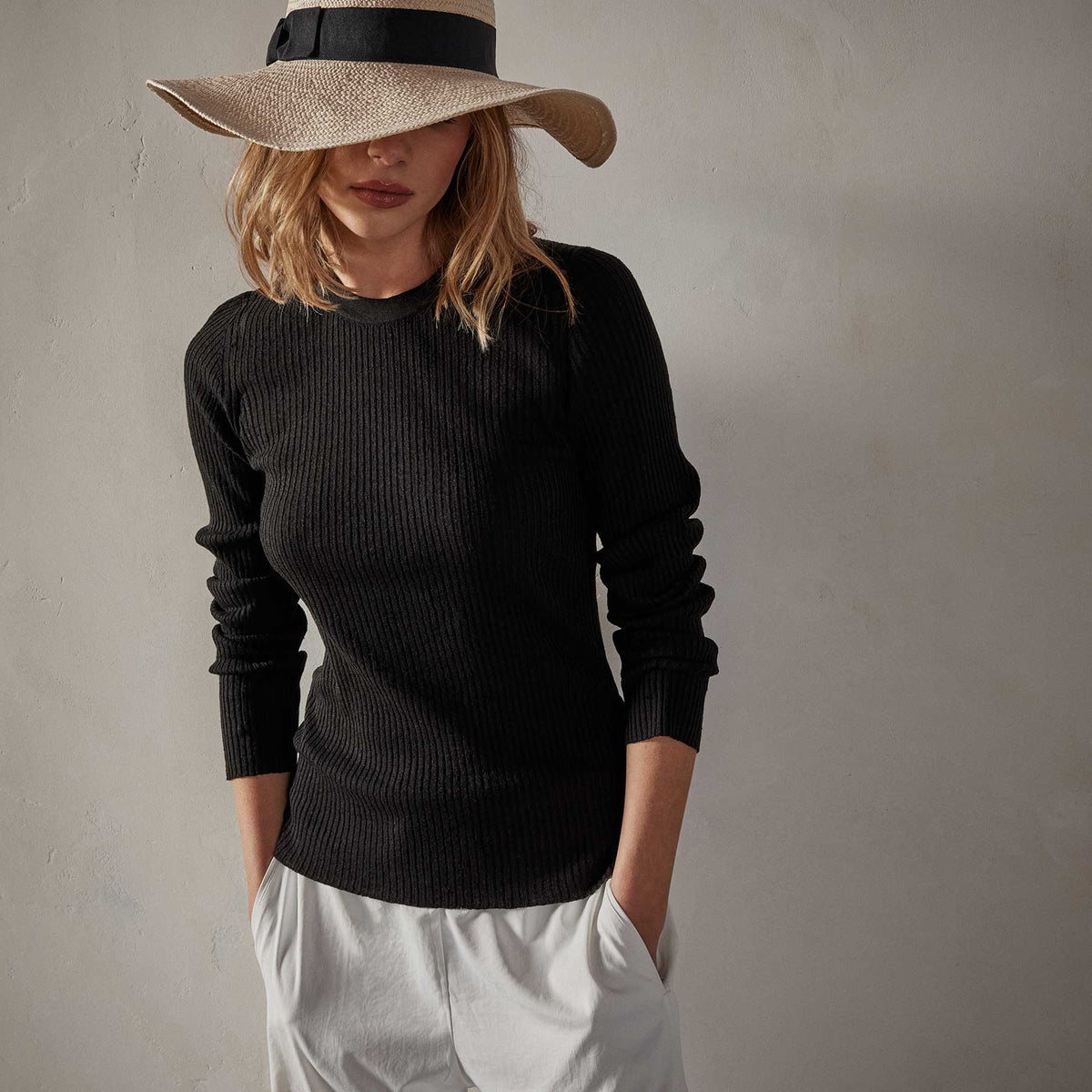 Carmel Sweater in Black | James Perse Los Angeles 